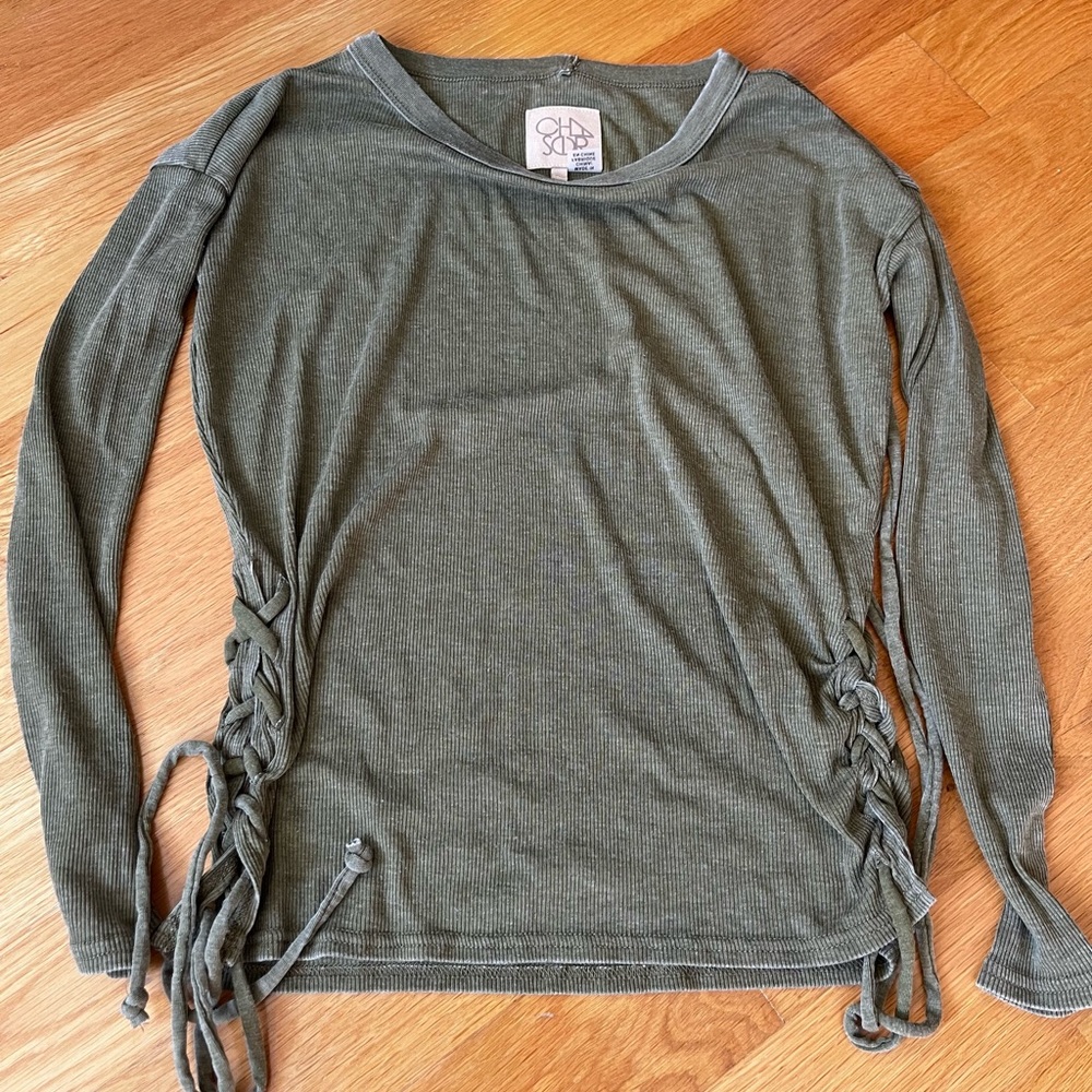 Chaser long sleeve shirt lace up side tie sage green new without tags size m